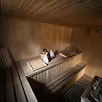 With Sauna & Hot Tub *